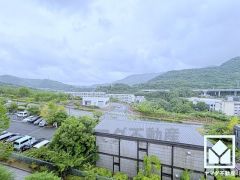 JR阪神電鉄本線「西宮名塩」駅まで徒歩約7分の立地。毎日の通勤・通学だけでなく、休日のお出かけまで利便性に優れています。