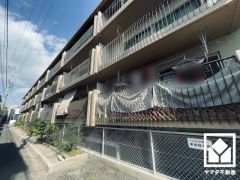 お風呂はボタン1つで自動でお湯張りができるオートバス機能付き。