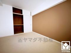 お子様のお部屋などにも丁度良い広さです。独立したお部屋なのでプライベートな時間をゆったり過ごせそうです。