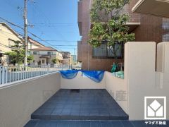 清潔なゴミ出し場で気持ち良くお使い頂けます。