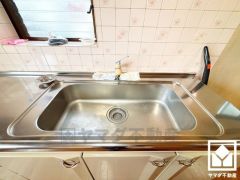 広々としたシンクでお料理が捗ります。