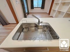 清潔感あふれるシンクで、毎日を気持ちよくスタート。