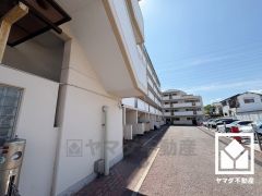 空き物件につき、ご内覧可能となっております。