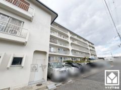 全居室フローリングでお掃除もラクラクです。