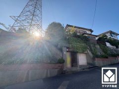 周囲にはすでに建物が建っていますので、実際の採光状況や窓の位置なども事前にご確認いただけます。