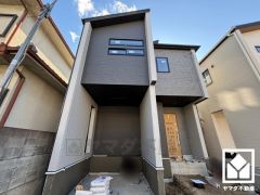 緑豊かな武庫川が徒歩圏内。川沿いにはサイクリングロードや遊歩道、芝生の広場などが整備されており、四季折々の自然を感じながらお散歩やサイクリング・ジョギングなどの運動も楽しめる住環境です。