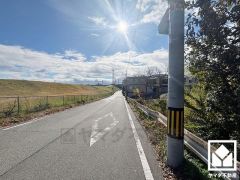阪急電鉄神戸線「園田」駅まで徒歩約17分の立地。毎日の通勤・通学だけでなく、休日のお出かけまで利便性に優れています。