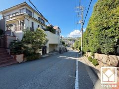 阪急電鉄甲陽線「苦楽園口」駅まで徒歩約24分の立地。