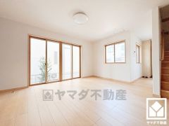 自然光を取り込む、開放感あふれる暮らし。隅々まで光が降り注ぎ、明るく心地の良い空間。