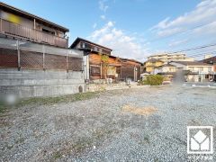 阪急電鉄甲陽線「甲陽園」駅まで徒歩約20分の立地。4沿線利用可能で、毎日の通勤・通学だけでなく、休日のお出かけまで利便性に優れています。