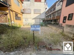 平坦地のため建築コストが抑えられ、建物設計の自由度が高まります。バリアフリー設計にも適しています。