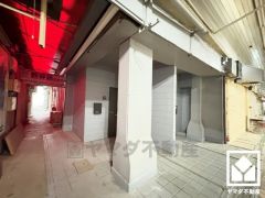 白を基調とした清潔感のある外観。帰るたびに安心感を感じられる佇まい。