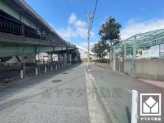 2沿線利用可能で、毎日の通勤・通学だけでなく、休日のお出かけまで利便性に優れています。