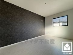 全居室に窓がございます。明るい陽光がたっぷり差し込む心地よい生活空間です。