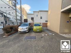 来客用駐車場がございます。ご友人やお客様も訪れやすい環境です。