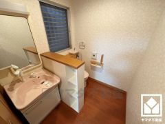 手洗いが別になっているので、衛生的に使えます。