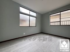 約6帖の洋室です。お子様のお部屋などにも丁度良い広さです。