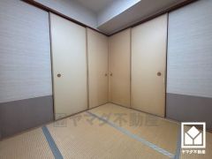 畳の香りに包まれる、心落ち着く和の空間。忙しい日常の中で、ほっと一息つける癒しの住まい。