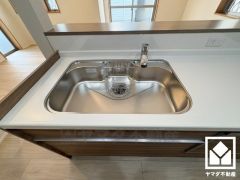 清潔感あふれるシンクで、毎日を気持ちよくスタート。