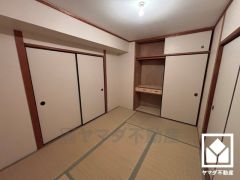 客間にもなる十分な広さの和室です。