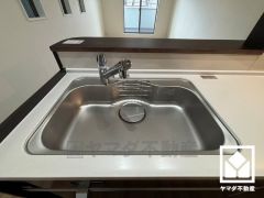 清潔感あふれるシンクで、毎日を気持ちよくスタート。