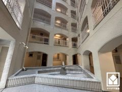 収納力豊富なトランクルーム付き。アウトドア用品や季節の荷物、趣味の道具もしっかり収納できます。