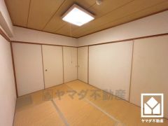 畳の香りに包まれる、心落ち着く和の空間。忙しい日常の中で、ほっと一息つける癒しの住まい。