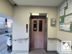 防犯カメラが設置されておりセキュリティにも配慮されています。