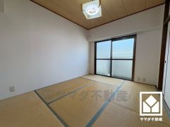 全居室6帖以上のゆとりある居住空間?で、広々お使いいただけます。