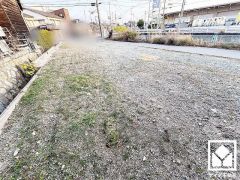 現況更地のため、余分な解体費用を抑えられ、スムーズに建築に入れます。