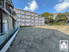 阪急電鉄神戸線「園田」駅まで徒歩約17分の立地。毎日の通勤・通学だけでなく、休日のお出かけまで利便性に優れています。