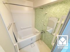 1日の疲れを癒す浴室でゆったりリフレッシュ。