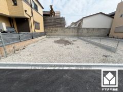 全居室に収納がございますので、住空間を広々お使いいただけます。