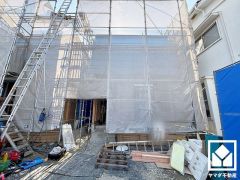 白を基調とした清潔感のある外観。帰るたびに安心感を感じられる佇まい。