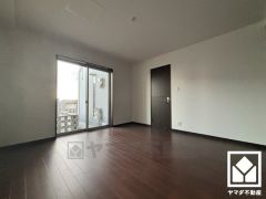 全居室6帖以上のゆとりある居住空間?で、広々お使いいただけます。