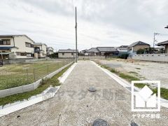 玄関にはシューズボックスを完備。家族の靴もしっかり収納できるので、玄関がいつも片付き、気持ちよくお客様を迎えられます。