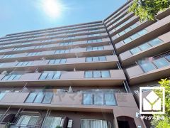 「名和小学校」まで徒歩4分。低学年のお子様も安心して通学していただけます。