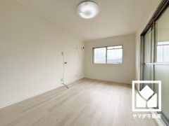2面採光。明るい陽光がたっぷり差し込む心地よい生活空間です。