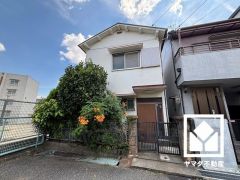 閑静な住宅地にあり、静かな環境で落ち着いた生活をお送りいただけます。