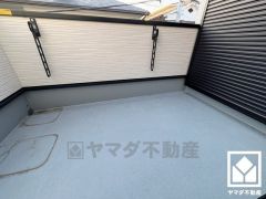 南西向きバルコニーで陽当たり、風通し良好。たっぷりの洗濯物も気持ちよく乾きます。