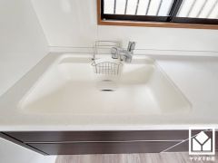 清潔感あふれるシンクで、毎日を気持ちよくスタート。