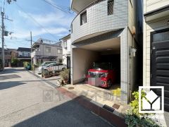 毎日の料理がもっとスムーズになる、便利な3口コンロ付き。