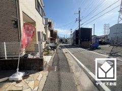 阪神電鉄本線「尼崎センタープール前」駅まで徒歩約10分、3沿線利用可能。「グルメシティ尼崎大庄店」まで徒歩9分など、毎日の通勤・通学だけでなく、日常のお買い物や休日のお出かけまで利便性に優れています。