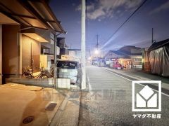 2025年11月末内装・外装リフォーム済の大変綺麗な住宅で、即ご入居いただけます。当日案内も可能ですのでぜひお問い合わせください。事前にご予約頂きましたら、営業時間外のご案内等も可能です。