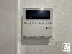 ボタン1つで自動でお湯張りができるオートバス機能付き。