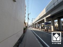2025年8月22日フルリフォーム完了予定の大変綺麗なお部屋です。お問合せお待ちしております。