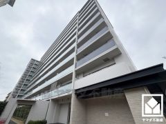 玄関にはシューズボックスを完備。家族の靴もしっかり収納できるので、玄関がいつも片付き、気持ちよくお客様を迎えられます。