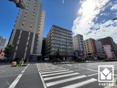 耐震性・耐火性の高いSRC造です。