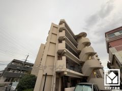 全居室に窓がございます。明るい陽光がたっぷり差し込む心地よい生活空間です。