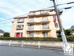 「尼崎北小学校」まで徒歩8分。低学年のお子様も安心して通学していただけます。